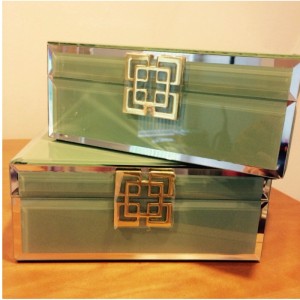 Ξύλινο κουτί κοσμήματος από γυαλί