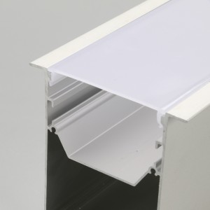 Εξαιρετικά πλαστικό αλουμινένιο αλυσοπρίονο με υψηλό κάλυμμα 5575 LED εσωτερικού φωτισμού