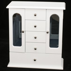 Παραδοσιακό ξύλινο κουτί κοσμήματος