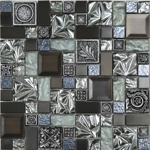 Ρητίνη μίγμα χρυσού φύλλο και σπασμένο κεραμικό μεταλλικό μωσαϊκό πλακιδίων τοίχου