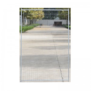 Υπαίθρια γαλβανισμένο πλέγμα με ζεστό βάθος Μεγάλο σκυλί φράχτη Μεγάλο σκυλί κλουβί Μεγάλο σκυλάκινο κυνοτροφείο