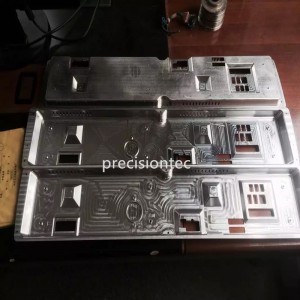 Προσαρμοσμένα εξαρτήματα μοτοσικλετών