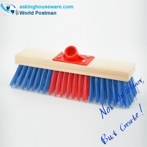 Μακρόστενη ξύλινη βούρτσα Akbrand για εξωτερική ώθηση