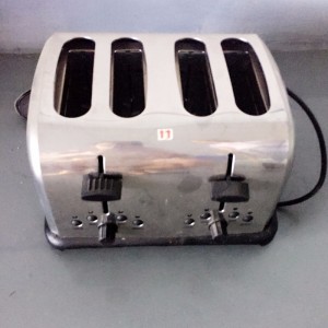 Μηχανή ψωμιού