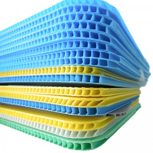 από κοίλο φύλλο πολυπροπυλενίου