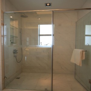 ΦΩΤΕΙΝΗ ΘΕΡΜΠΕΡΗ ΠΟΡΤΕΣ ΓΙΑ ΜΠΑΝΙΟ