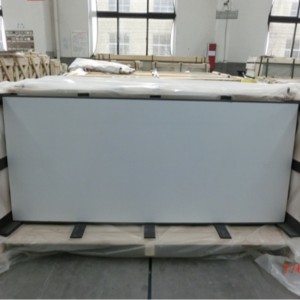 ΑΣΗΜΕΝΙΟ ΚΑΘΡΕΦΤΗΣ ΜΕ ΦΙΛΜ ΑΣΦΑΛΕΙΑΣ