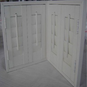 όμορφα παράθυρα και παντζούρια κάνουν το σπίτι σας όμορφο