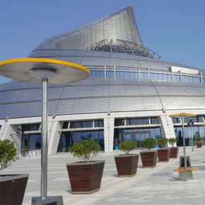 Ηλιακός θερμοσίφωνας Χαλύβδινα κάγκελα Καθίσματα διαφημιστικού τηλεφώνου και φόρτιση των δισκίων