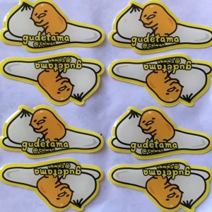 Μικρά αυτοκόλλητα εποξειδικού θόλου και ακανόνιστες μικροσκοπικές ετικέτες θόλου