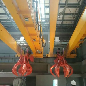 Διπλός γερανός γερανός με πιάσιμο