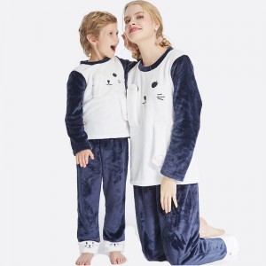 Οικογενειακό ταιριάζει φανέλα Fleece Κέντημα Πιτζάμες Σετ