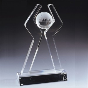 Crystal Trophy με μπάλα στην κορυφή