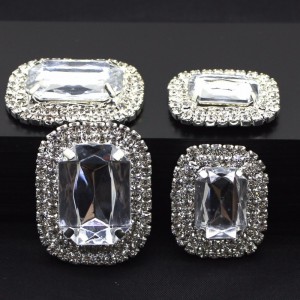 Νέο σχέδιο κομψό λευκό κοσμήματα σαφές ακρυλικό κουμπί Rhinestone φθηνά ραπτική πλαστικό κουμπί 9