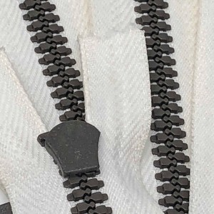 Πλαστικό φερμουάρ Κλειστό άκρο μόδας RIRI δόντια Βαμμένο αυτόματο κλείστρο με κλείδωμα 9