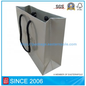 Πολυτελής χειροποίητη τσάντα για ρούχα