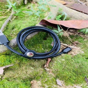 Δερμάτινα καλώδια δεδομένων βιομηχανικού στυλ