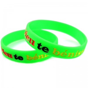 Σκουλαρίκια από σιλικόνη