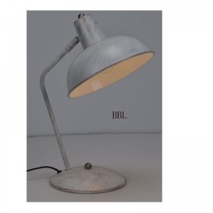 Επιτραπέζιο φωτιστικό με μεταλλική λειτουργία προσαρμογής σκίασης και λευκό ματ χρυσό