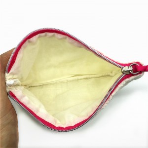 μάλλινη καλλυντική τσάντα