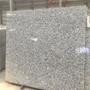 Ψεκάστε λευκή πλάκα από γρανίτη