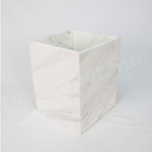 Κομψό και χαριτωμένο άσπρο μαρμάρινο αξεσουάρ μπάνιου