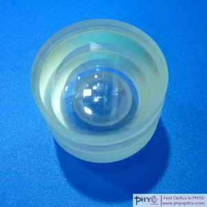 Τριπλός φακός