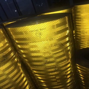 ανακλαστική ταινία ασφαλείας για ρυμουλκούμενα