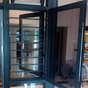 Παράθυρο οθόνης καθαρισμού από αλουμίνιο