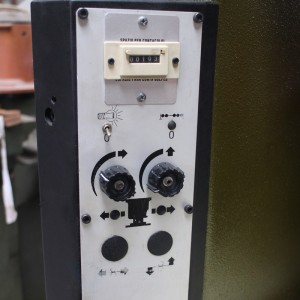 Second Hand Atom SP588 Ταξιδιωτικό κεφάλι υδραυλικό μηχάνημα κοπής Τύπου Δερμάτινη βιομηχανία παπούτσι κοπής μηχανή κοπής