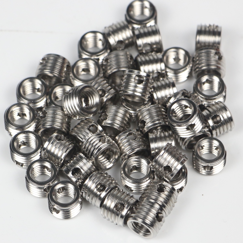 308 000 060.500 308 M6 * 1 * 10 * 1.25 * 12L αυτοκόλλητα ένθετα με 3 οπές χωρίς φτερά 500K αποθέματος