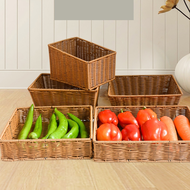 Σούπερ μάρκετ και φούρνος.