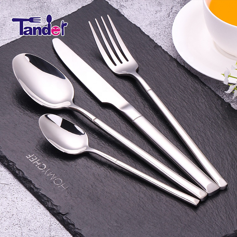 Εύκολο καθάρισμα σύγχρονων μαχαιροπίρουνων από ασημί, μαχαιροπήρουνα από ανοξείδωτο χάλυβα