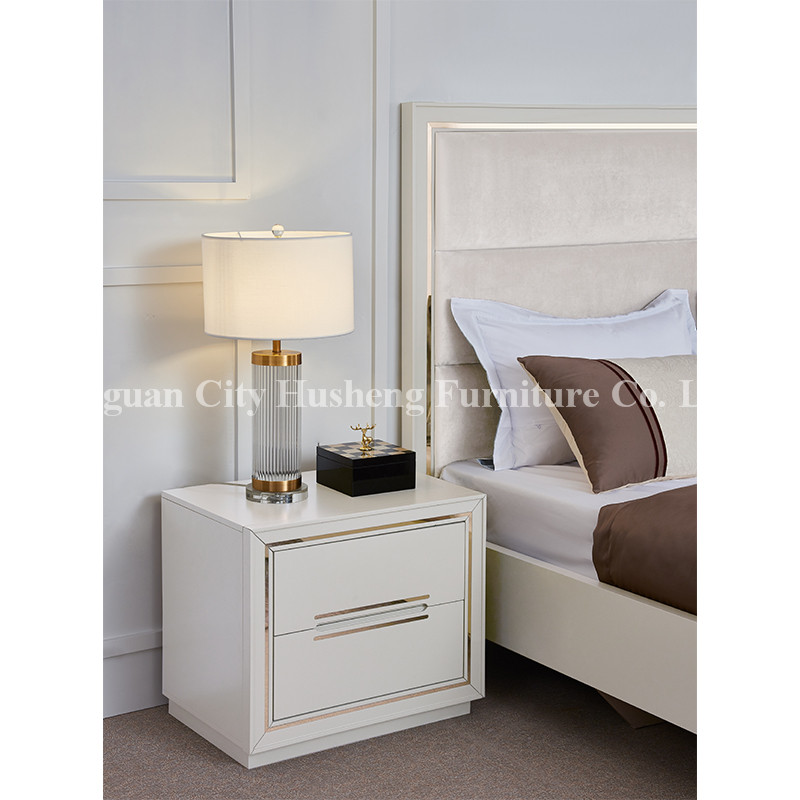 Modern Elegant Bedroom Set επίπλωση με ψηλή άσπρη γυαλιστερή ζωγραφική