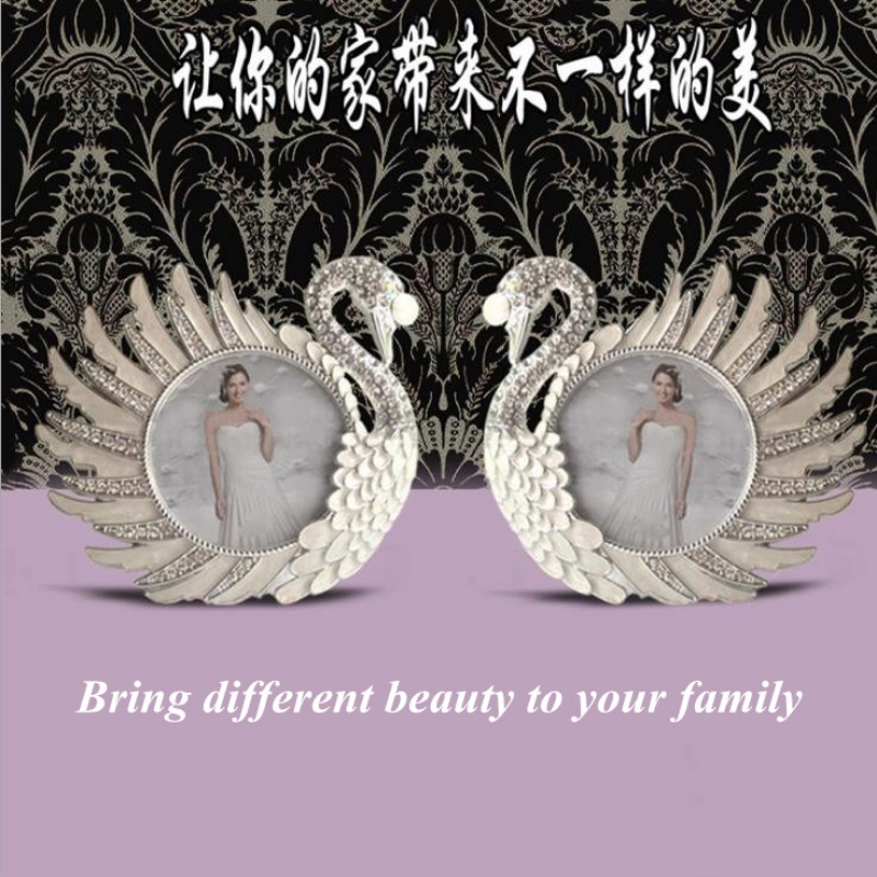 Μοντέρνα κινέζικα καλλιτεχνικά μεταλλικά πλαίσια, ασημένια δημιουργικά πρακτικά υπνοδωμάτια. Η διακοσμητική κορνίζα των Swan μπορεί να προσαρμοστεί.