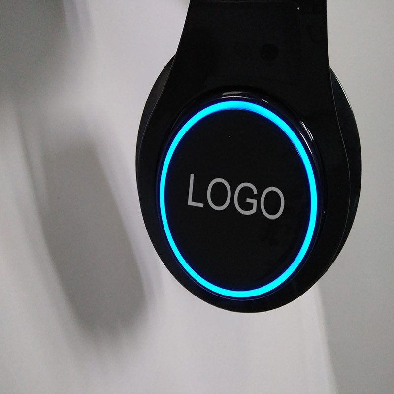 Λαμπερό ασύρματο ακουστικό Bluetooth LED