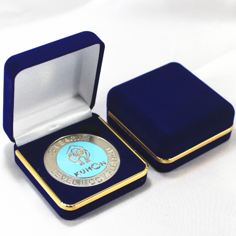 Αντικείμενο D-17 στρογγυλό σχήμα Velvet Box για πεντάλ, νόμισμα και σήμα, mm.65*68*29, βάρη περίπου 40g.