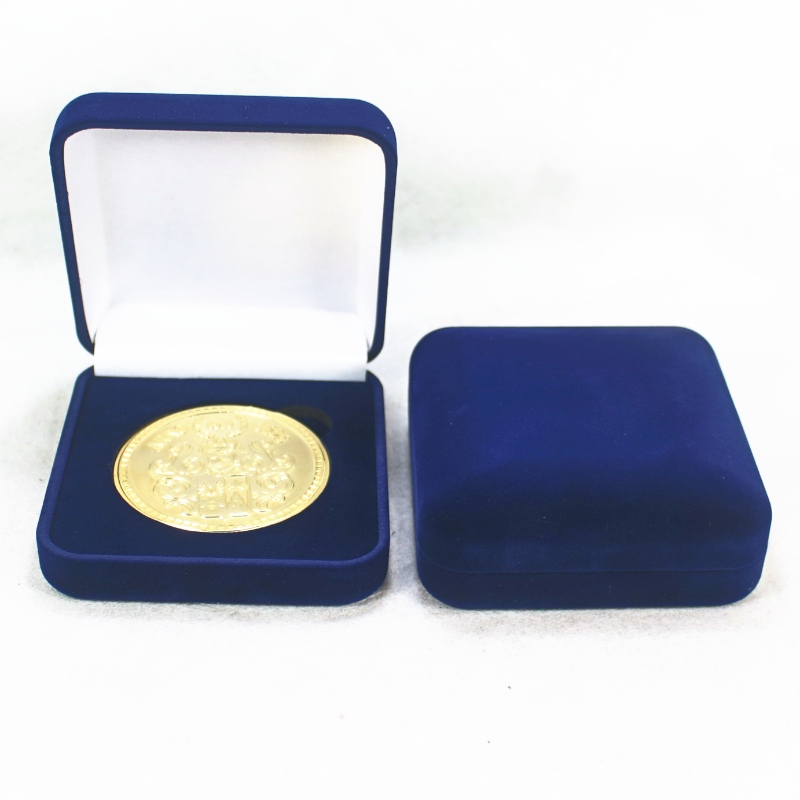 Στοιχείο F-80 στρογγυλό βελούδο κουτί για κέρμα, σήμα & βραχιόλι, κ.λπ., mm. 90 * 95 * 38, βάρη περίπου 86g