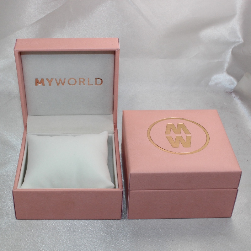 Θέση V-05 τετράγωνο Πλαστικό δερμάτινο κουτί για ρολόι. χιλ. 100 * 100 * 60, βάρη περίπου 194g