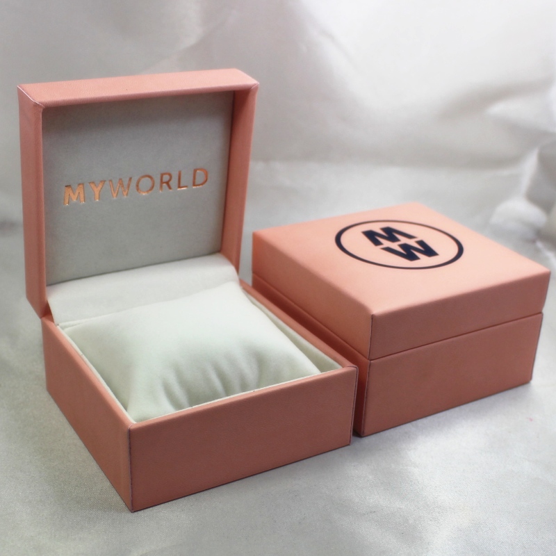 Θέση V-05 τετράγωνο Πλαστικό δερμάτινο κουτί για ρολόι. χιλ. 100 * 100 * 60, βάρη περίπου 194g