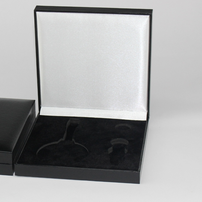 Είδος V-23 τετραγωνικό δερμάτινο κουτί PU για κέρματα ανταρσίας 120mm, μετάλλια και σήματα κ.λπ. mm.160*160*38, βάρη περίπου 280g