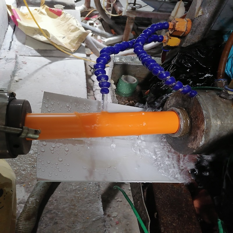 Προσαρμοσμένος σωλήνας PVC εξωθημένος πλαστικός σωλήνας PVC Άκαμπτος πλαστικός σωλήνας PVC εξαγωγέας από την Κίνα