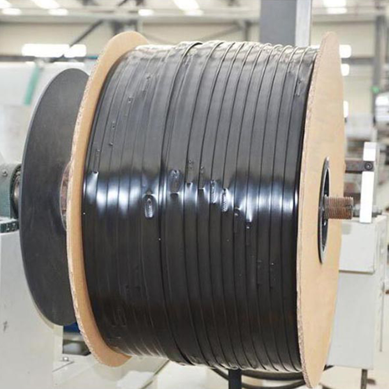 Ταινία άρδευσης με σταλαγματιά