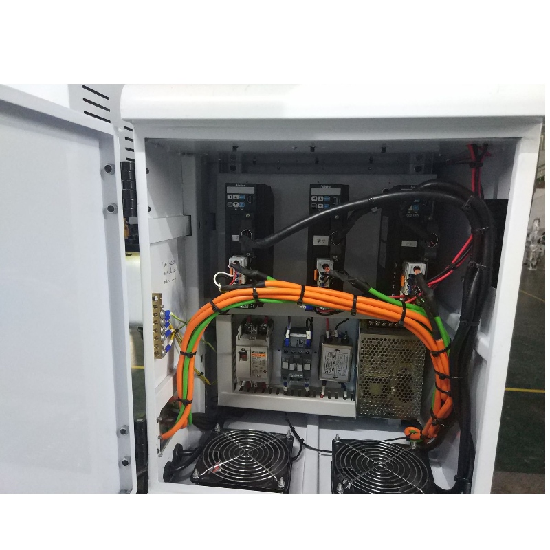 Μονο \/ δύο άξονες servo traverse -RB series