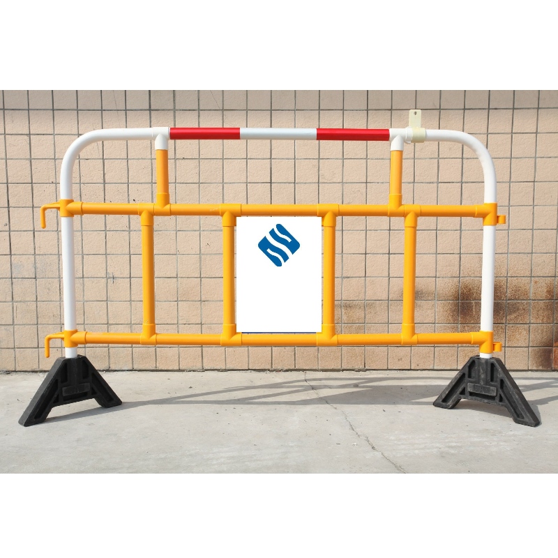 PVC Crowd Control Barrier πλαστικό φράγμα ασφαλείας από πλαστικό φράχτη PVC με κόκκινες αντανακλαστικές ρίγες