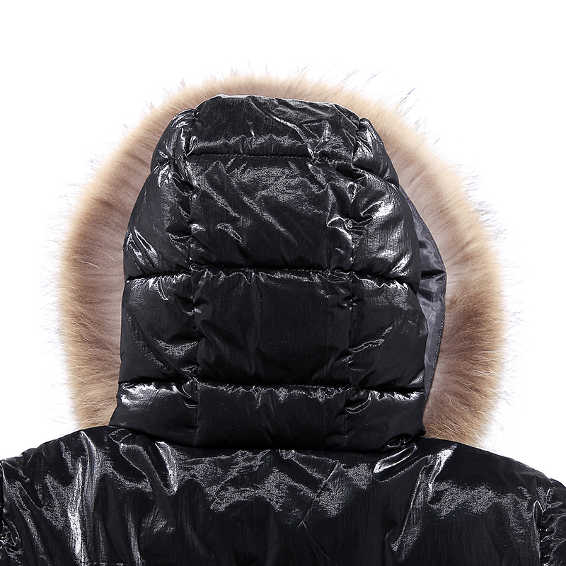 Κυρίες μου, ζεστό σακάκι με αληθινή γούνα.