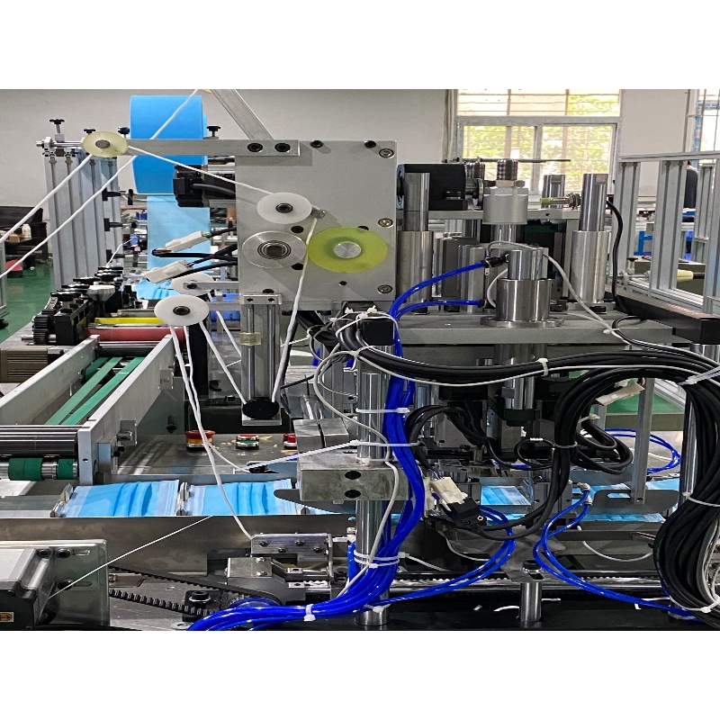 Μηχανή με μάσκες μιας χρήσης