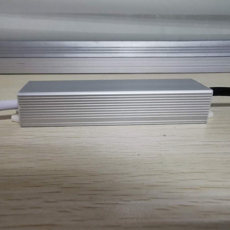 12V 100W Zhongshan υψηλής ποιότητας συνεχής αδιάβροχη τροφοδοσία LED χαμηλή τάση εξόδου για φως LED