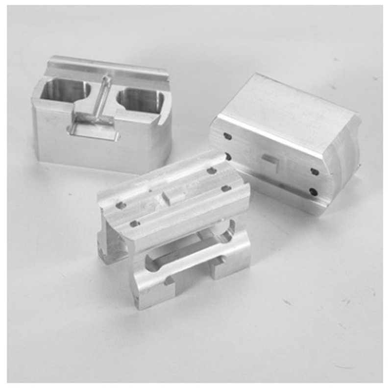 Έθιμο κατεργασίας CNC