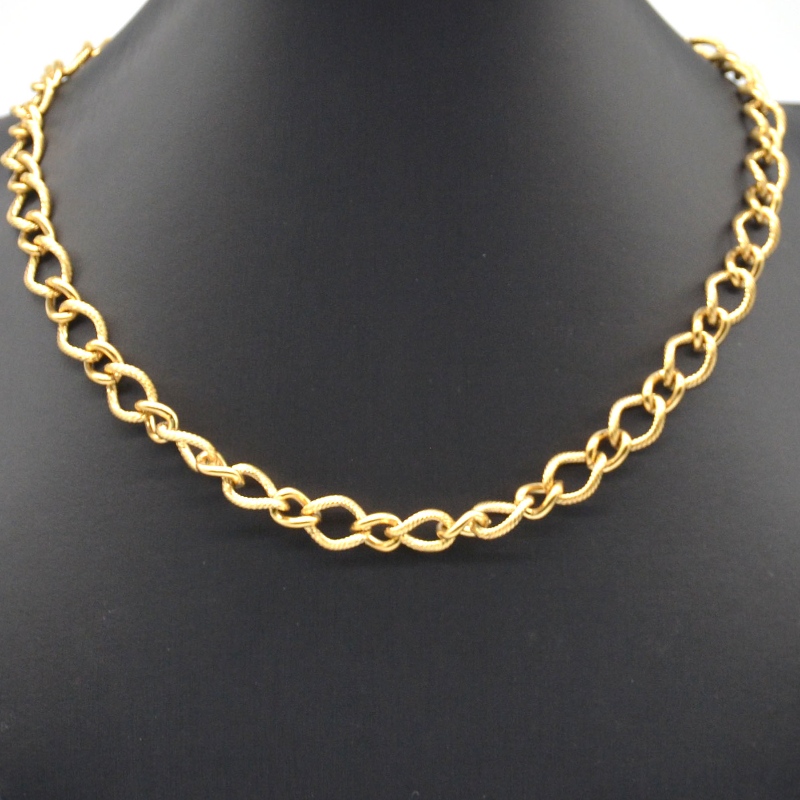 Κολιέ Κολιέ Κολάνα Κολάνα Κολάρ